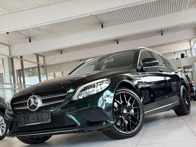 Gebraucht Mercedes C300 245 PS (180 kW) 2018 Grün Limousine