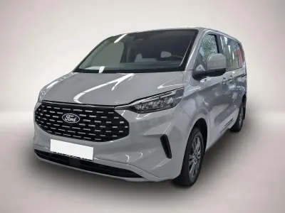 Gebraucht Ford Tourneo Custom Titanium 150 PS (110 kW) 2026 Manufacturer Van