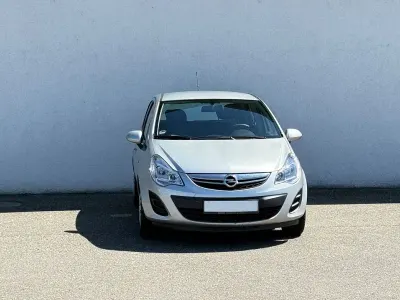 Gebraucht Opel Corsa Satellite 86 PS (63 kW) 2011 Silber Kleinwagen