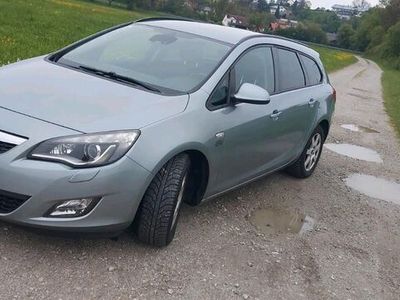 gebraucht Opel Astra Sports Tourer Kombi 2.0L Diesel