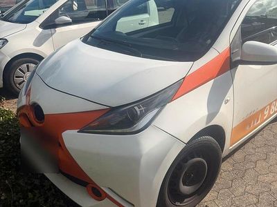 Gebraucht Toyota Aygo 69 PS (50 kW) 2016 Kleinwagen
