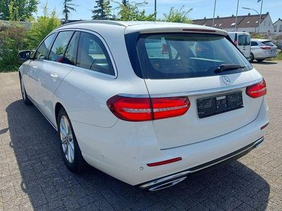 Polarweiss Gebraucht 2019 Mercedes E200 Avantgarde Kombi | 23.794 € (Fairer Preis)