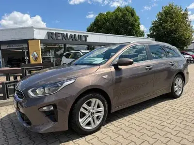 Gebraucht Kia Ceed Sportswagon Vision 136 PS (100 kW) 2021 Braun Kombi