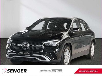Gebraucht Mercedes GLA200 163 PS (119 kW) 2024 Unilack nachtschwarz SUV