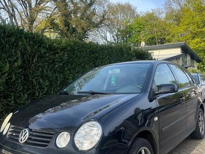 Second-hand VW Polo 54 CP (39 kW) 2003 Negru Hatchback