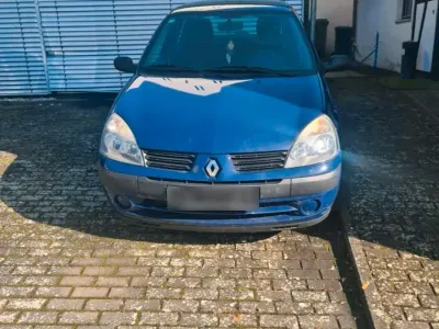 Brugt Renault Clio II 75 HK (55 kW) 2004 Blå Hatchback