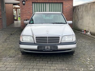 Mercedes C180