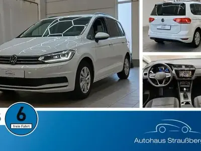 Gebraucht VW Touran Comfortline 150 PS (110 kW) 2024 Weißkeine angabe Van / Kleinbus