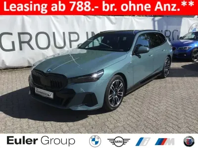 Gebraucht BMW 550e Sport Line 489 PS (359 kW) 2025 Gruen Kombi