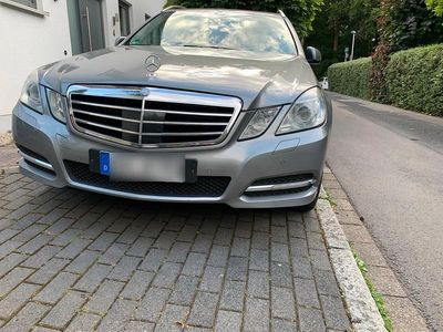 Mercedes E300