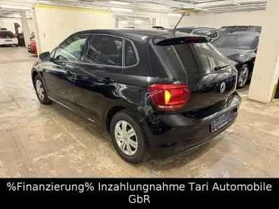 Używany VW Polo Comfortline 75 KM (55 kW) 2018 Czarny Hatchback