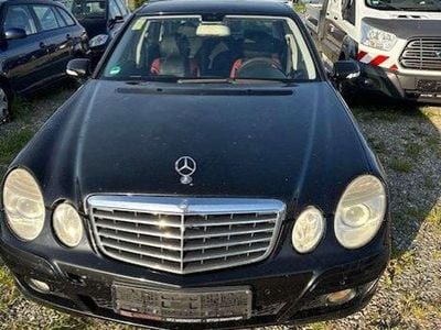 Mercedes E200
