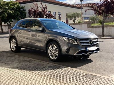 Mercedes GLA220