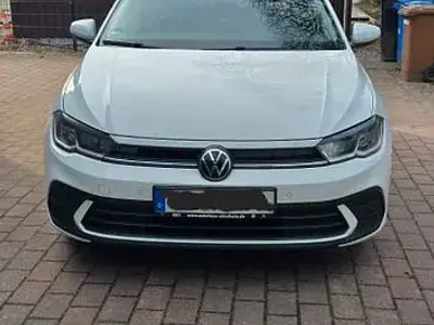 Gebraucht VW Polo Life 80 PS (58 kW) 2022 Weiß Kleinwagen