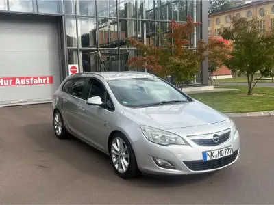 Gebraucht Opel Astra OPC 110 PS (80 kW) 2011 Silber Kombi