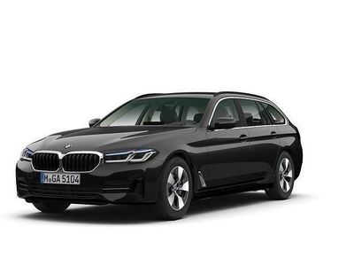 Gebraucht BMW 520 190 PS (139 kW) 2022 Schwarz Kombi