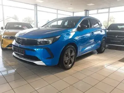 Second-hand Opel Grandland X Elegance 131 CP (96 kW) 2022 Albastru SUV