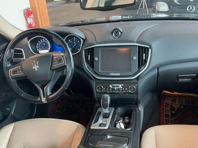 Gebraucht Maserati Ghibli 275 PS (202 kW) 2015 Blau Limousine