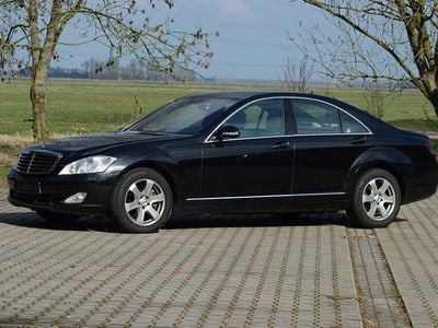 Gebraucht Mercedes S500 387 PS (284 kW) 2006 Schwarz Limousine