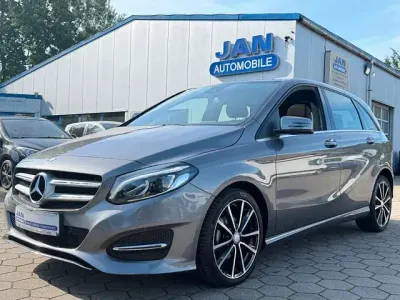 Gebraucht Mercedes B180 109 PS (80 kW) 2017 Grau Kleinwagen