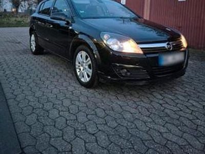 Gebraucht Opel Astra Sport 125 PS (91 kW) 2006 Schwarz Limousine
