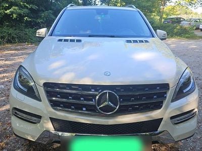 Gebraucht Mercedes ML250 204 PS (150 kW) 2012 Weiß SUV