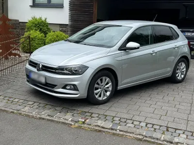 Używany VW Polo Highline 95 KM (69 kW) 2017 Srebrny Hatchback