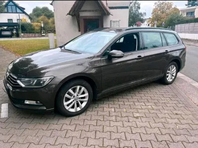Gebraucht VW Passat 150 PS (110 kW) 2015 Braun Kombi