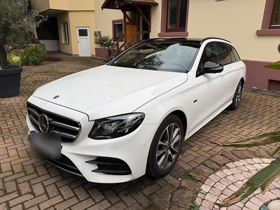 Gebraucht Mercedes E300 AMG line 194 PS (142 kW) 2019 Weiß Kombi