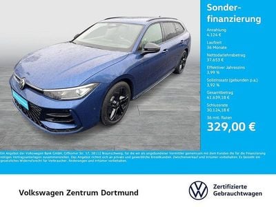 Usata VW Passat R-line 265 CV (194 kW) 2025 Blu Station wagon