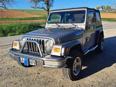 Gebraucht Jeep Wrangler Sport 177 PS (130 kW) 2000 Silber SUV