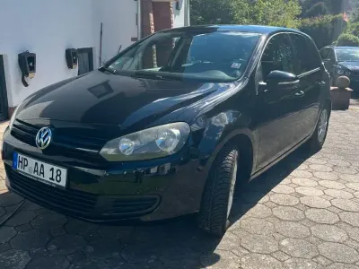 Używany VW Golf VII Comfortline 105 KM (77 kW) 2012 Czarny Sedan/Limuzyna