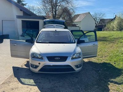 Gebraucht Ford Focus 136 PS (100 kW) 2006 Silber Kombi