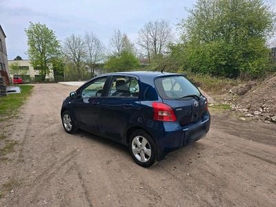 Usata Toyota Yaris 87 CV (63 kW) 2006 Blu Utilitaria