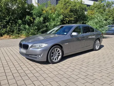 Gebraucht BMW 530 245 PS (180 kW) 2010 Braun Limousine