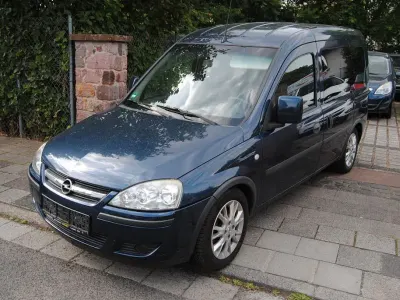 Gebraucht Opel Combo Edition 90 PS (66 kW) 2011 Blau Van / Kleinbus