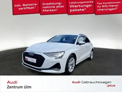 Gebraucht Audi A3 Sportback e-tron Comfort 204 PS (150 kW) 2025 Gletscherweiß metallic Kleinwagen
