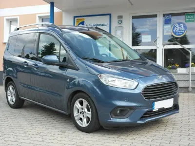 Gebraucht Ford Tourneo Courier Titanium 101 PS (74 kW) 2022 Blau Van / Kleinbus
