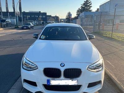Gebraucht BMW 116 M Sport 136 PS (100 kW) 2015 Weiß Kleinwagen
