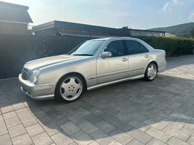 Gebraucht Mercedes E55 AMG AMG 354 PS (260 kW) 2002 Silber Limousine