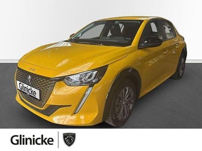 Gebraucht Peugeot e-208 Active 100 kW (136 PS) 2023 Gelb Kleinwagen