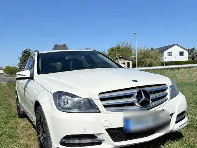 Gebraucht Mercedes C180 Avantgarde 156 PS (114 kW) 2012 Weiß Kombi