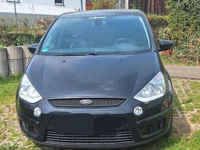 Second-hand Ford S-MAX Titanium 220 CP (161 kW) 2006 Negru Monovolum