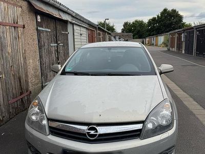 Opel Astra GTC