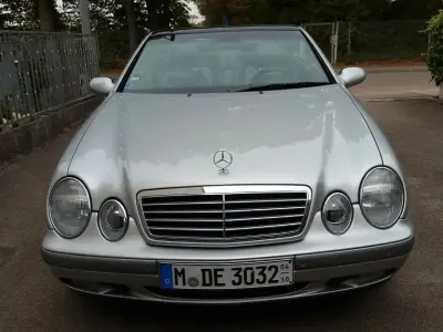 Gebraucht Mercedes CLK230 Elegance 193 PS (141 kW) 1999 Cabrio