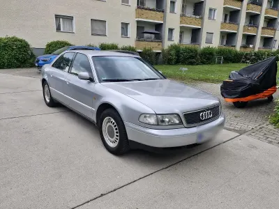 Brugt Audi A8 193 HK (141 kW) 1998 Sølv Sedan