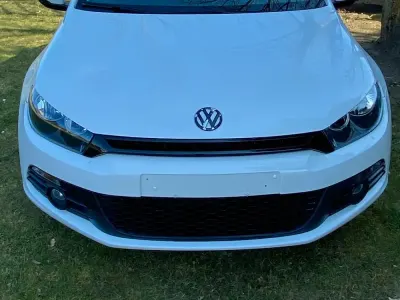 Gebraucht VW Scirocco 160 PS (117 kW) 2009 Weiß Coupé