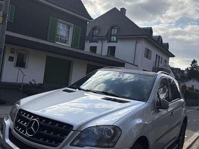 Gebraucht Mercedes ML350 224 PS (164 kW) 2010 SUV