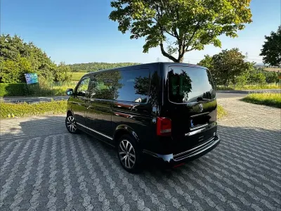 Gebraucht VW Multivan Highline 179 PS (131 kW) 2013 Schwarz Van / Kleinbus