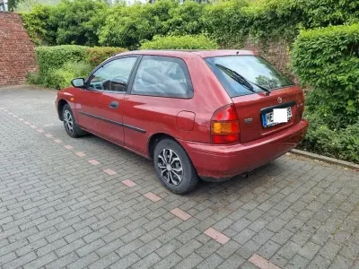 Gebraucht Mazda 323 73 PS (53 kW) 1997 Limousine